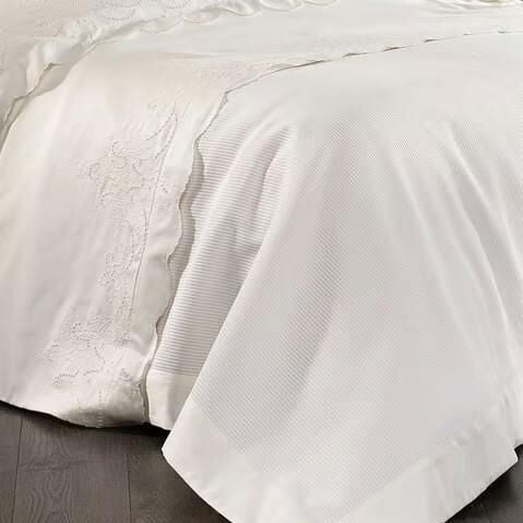 Nazik Home Hanedan İşlemeli Nevresim Takımı Ve Pike 7 Parça Seti Krem Çift Kişilik